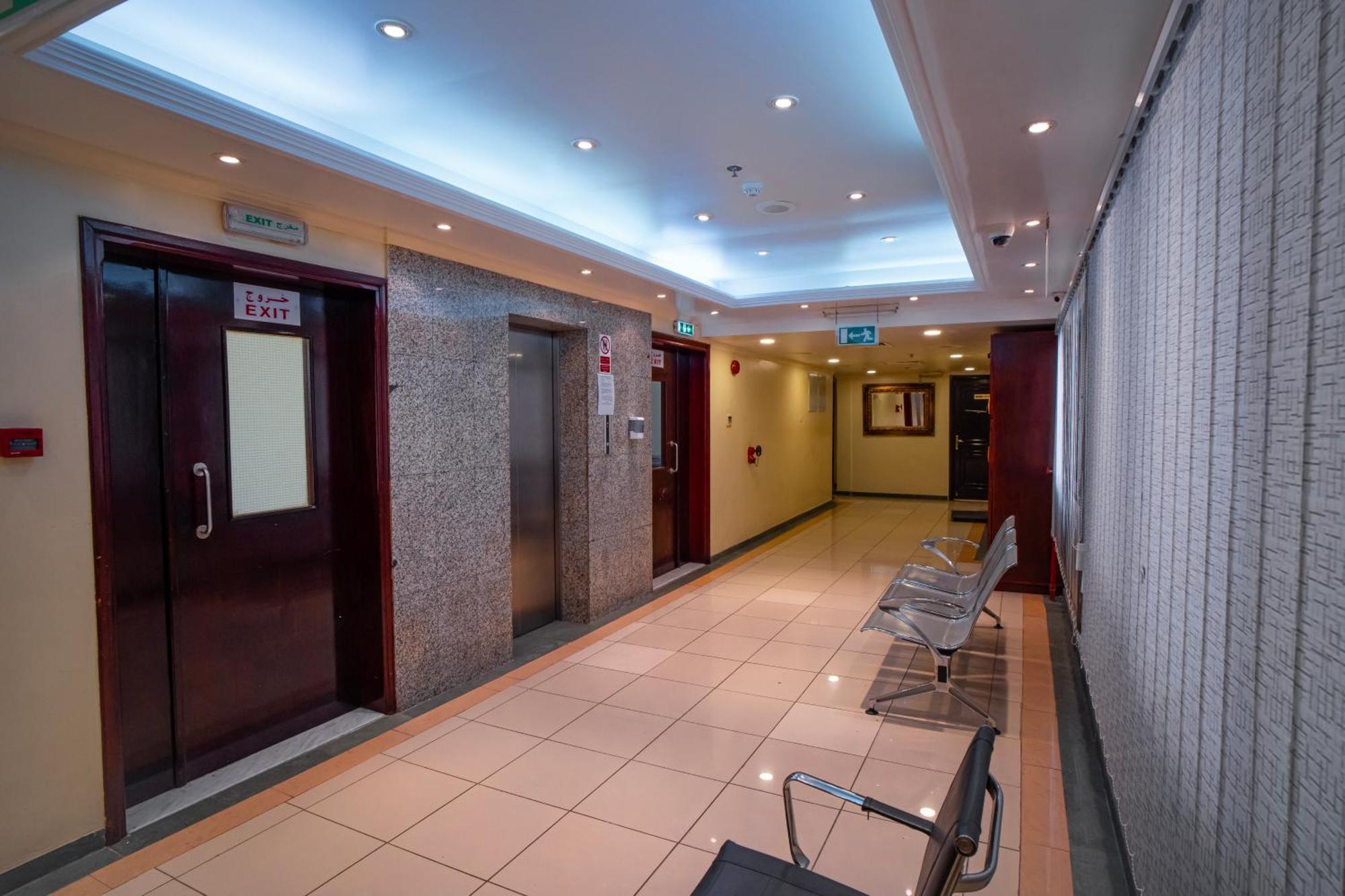 Al Karnak Hotel Dubai Exterior foto